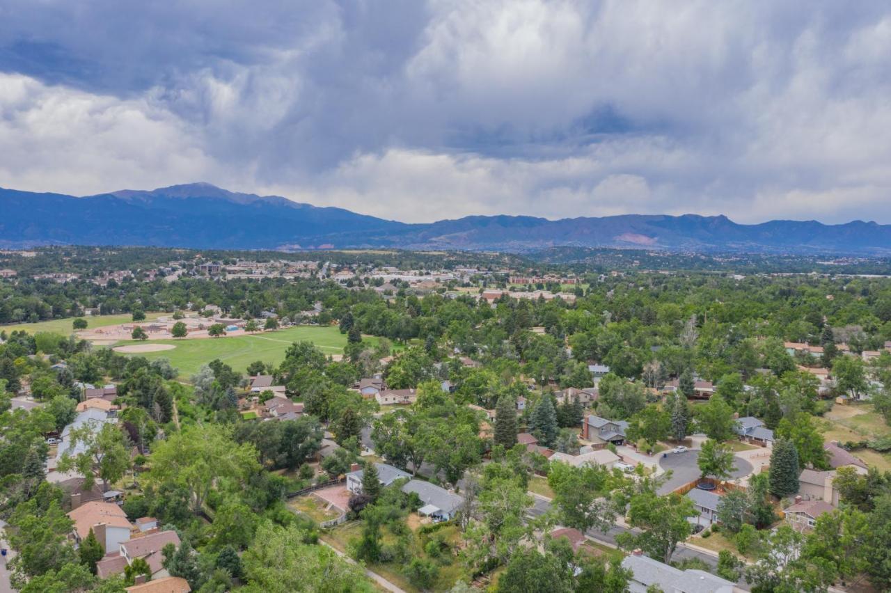 Wonderful Spacious 5Br Colorado Springs House Villa ภายนอก รูปภาพ